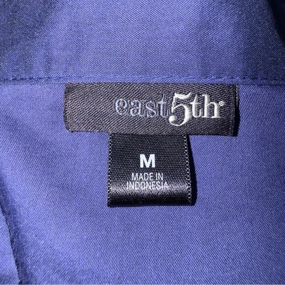 East 5th Blue Pleated v neck Button Down Shirt women’s Size Medium - Picture 6 of 6